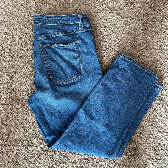 Universal Thread Jeans - Picture 3 of 3